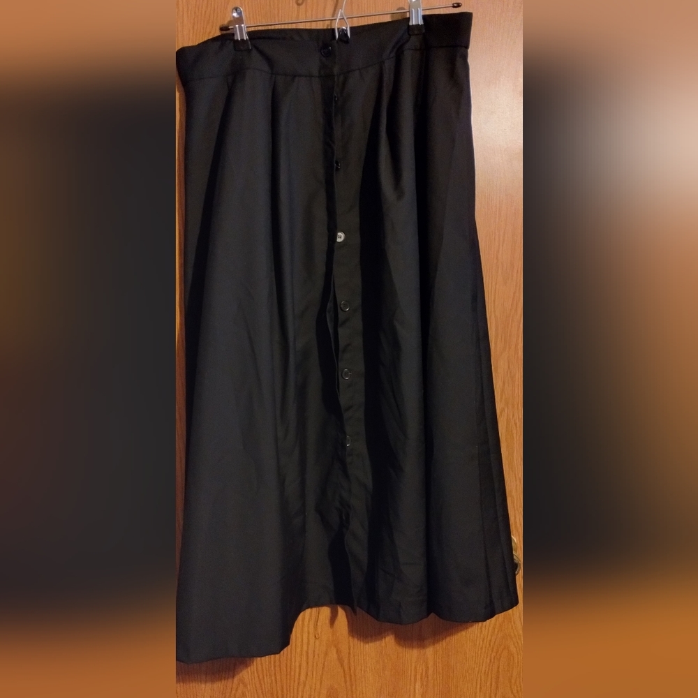 Shein Curve A-line Skirt Black No Stretch Midi length
